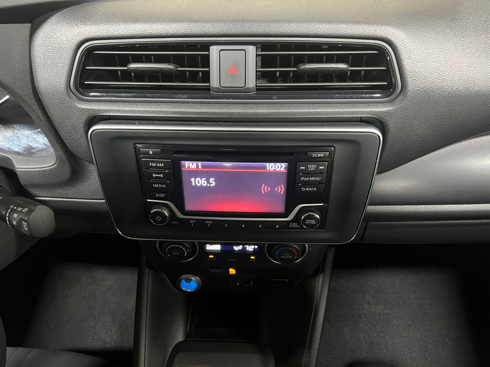 Thumbnail: 2019 Nissan Leaf - 4