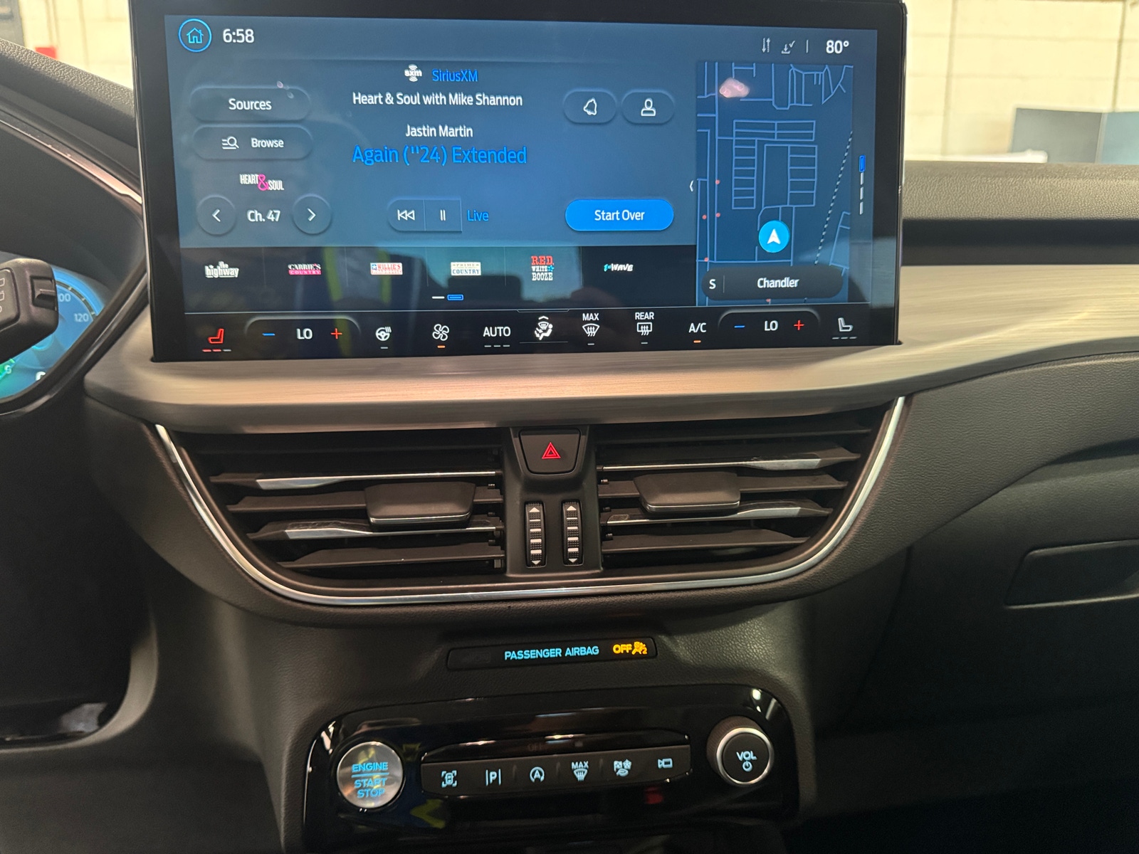 Thumbnail: 2023 Ford Escape - 3