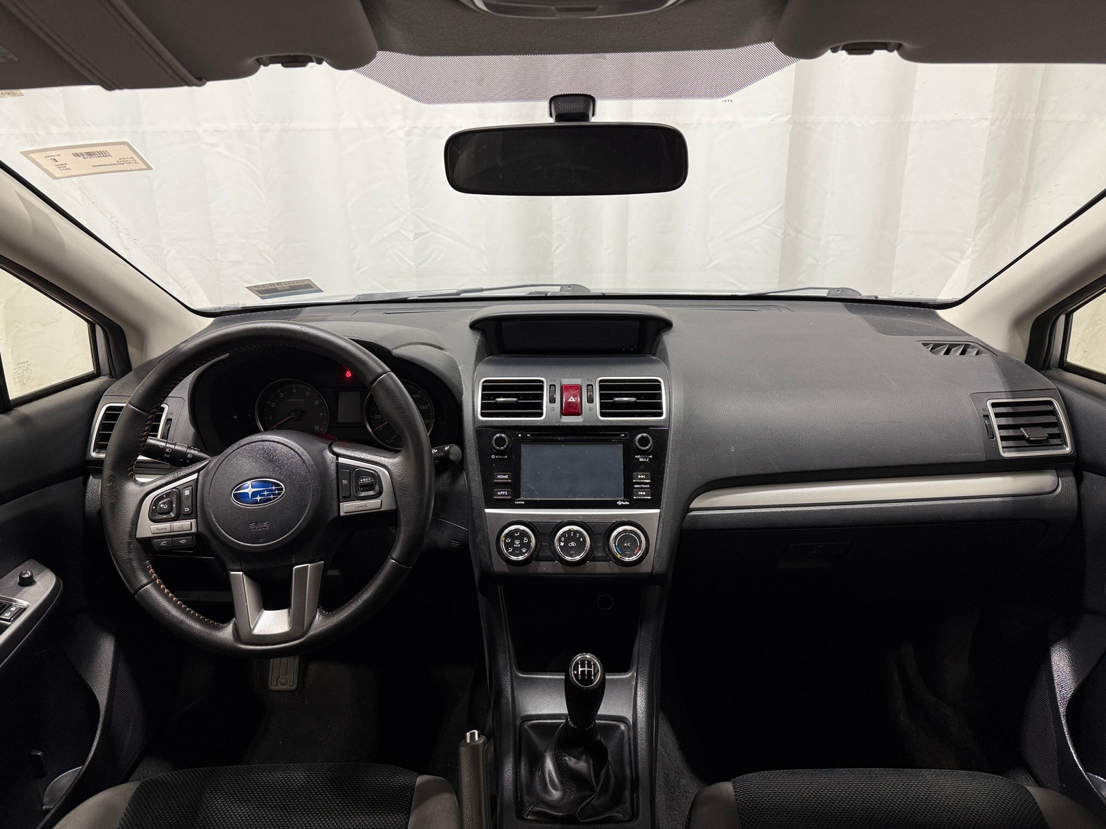 Thumbnail: 2017 Subaru Crosstrek - 3