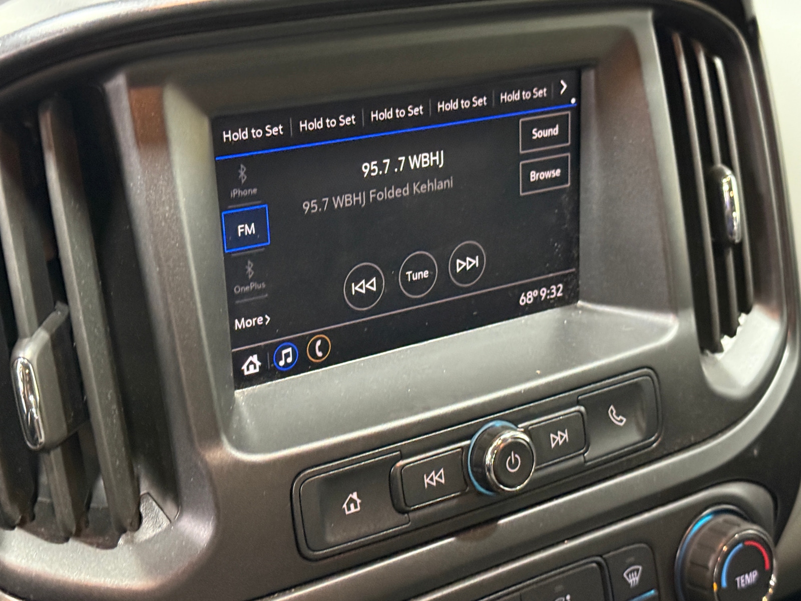 Thumbnail: 2021 GMC Canyon - 3