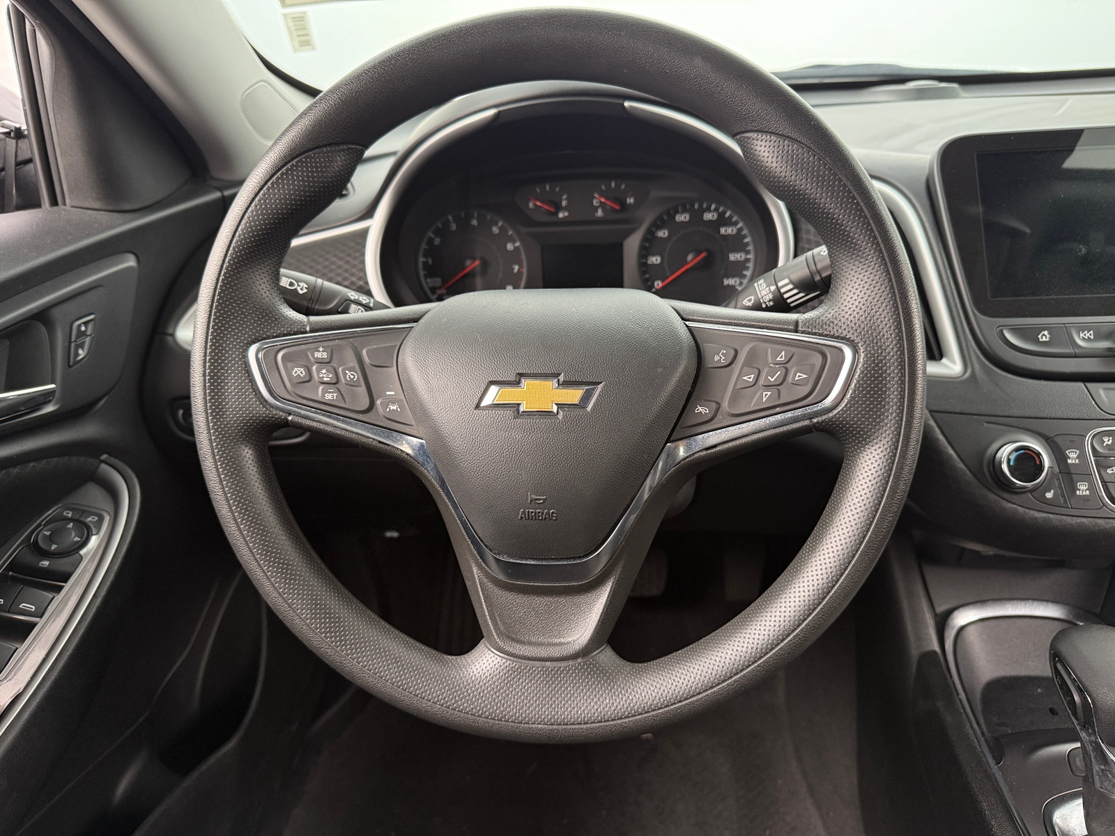 Thumbnail: 2024 Chevrolet Malibu - 5