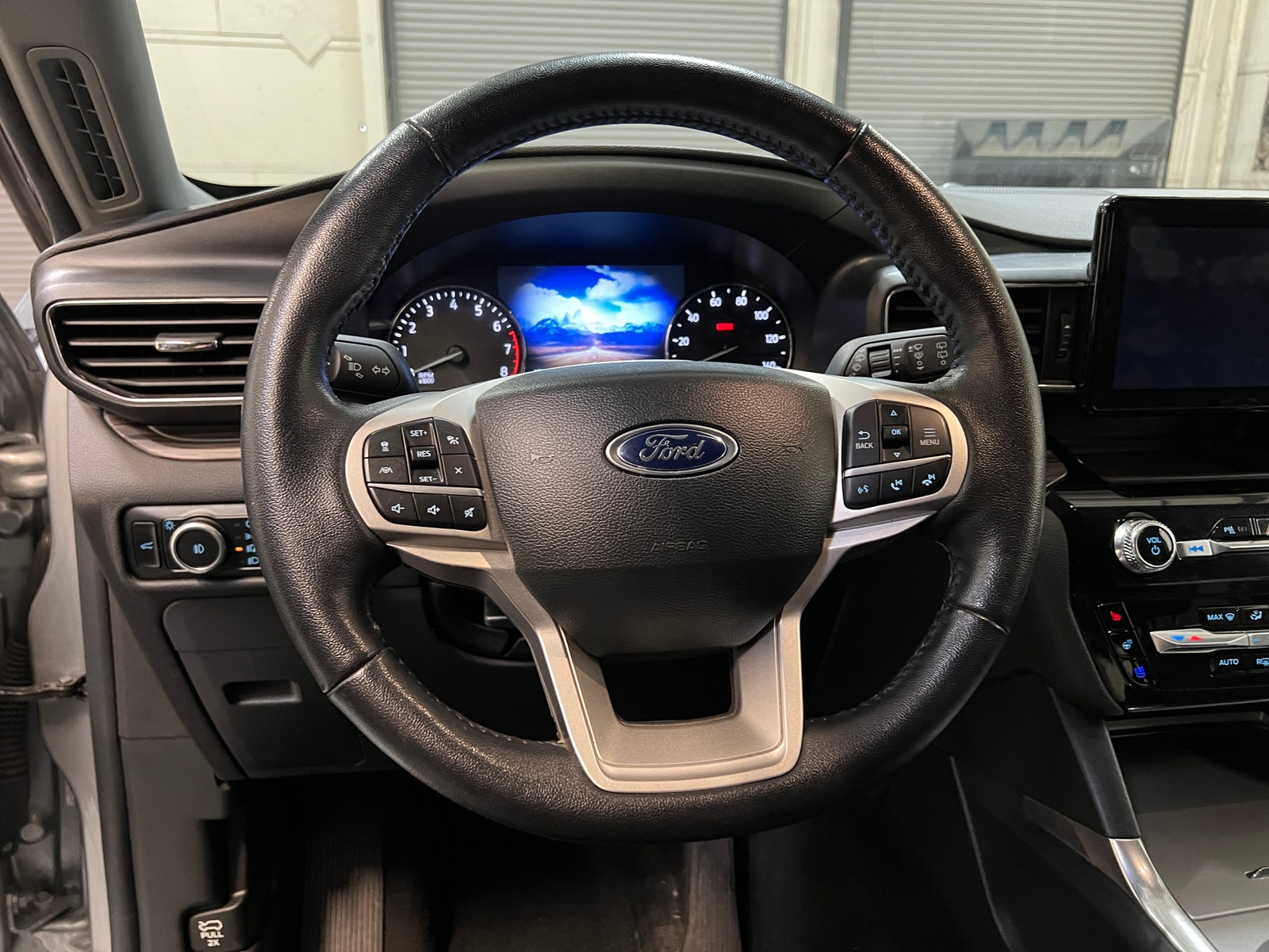 Thumbnail: 2023 Ford Explorer - 4