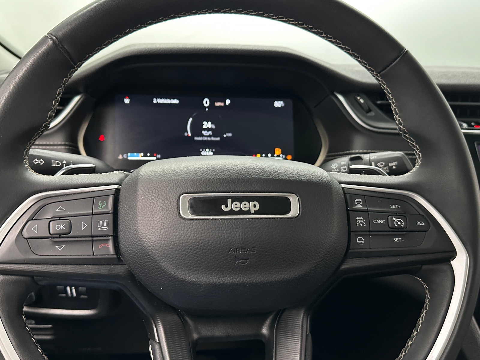 Thumbnail: 2024 Jeep Grand Cherokee L - 5