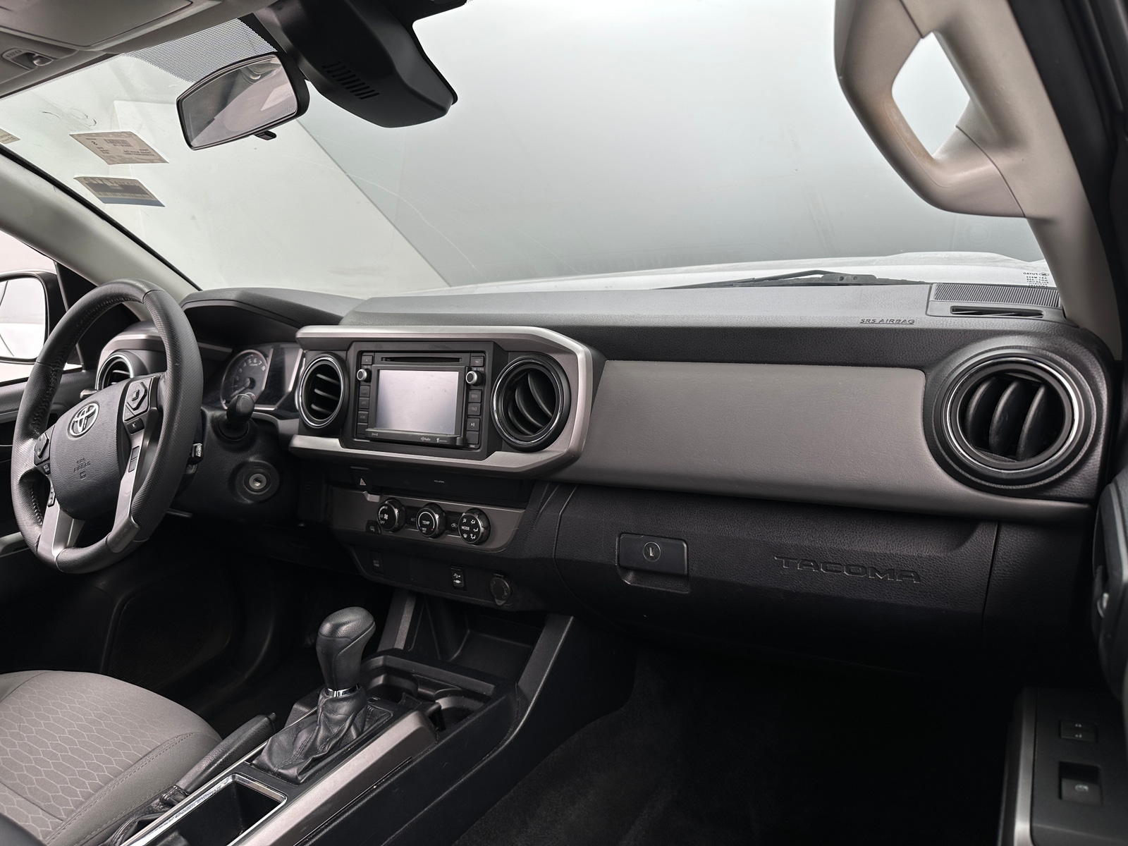 Thumbnail: 2019 Toyota Tacoma - 3