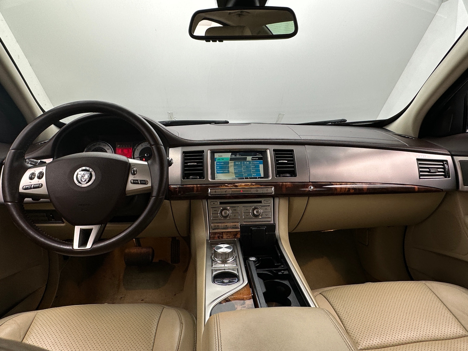 Thumbnail: 2011 Jaguar XF - 2