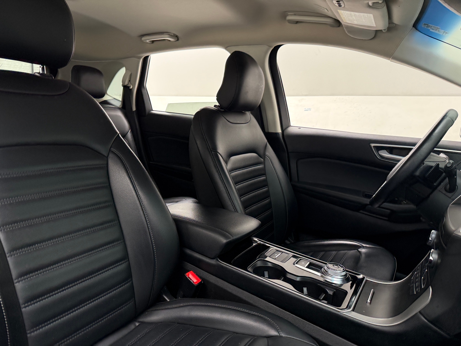 Thumbnail: 2019 Ford Edge - 2