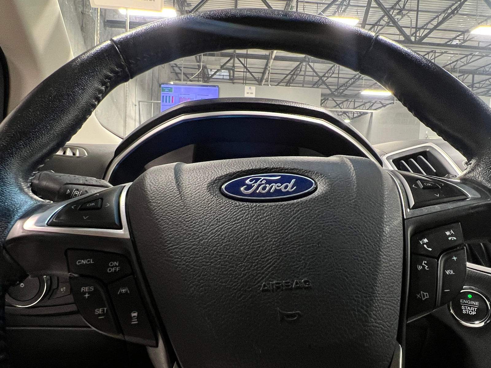 Thumbnail: 2019 Ford Edge - 5