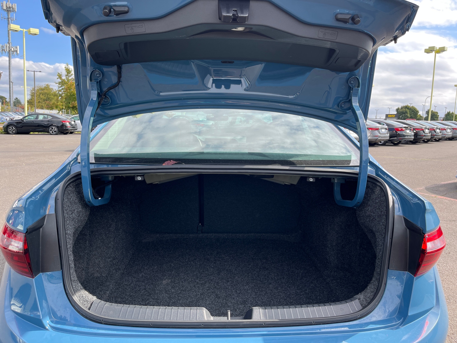 Thumbnail: 2025 Volkswagen Jetta - 5