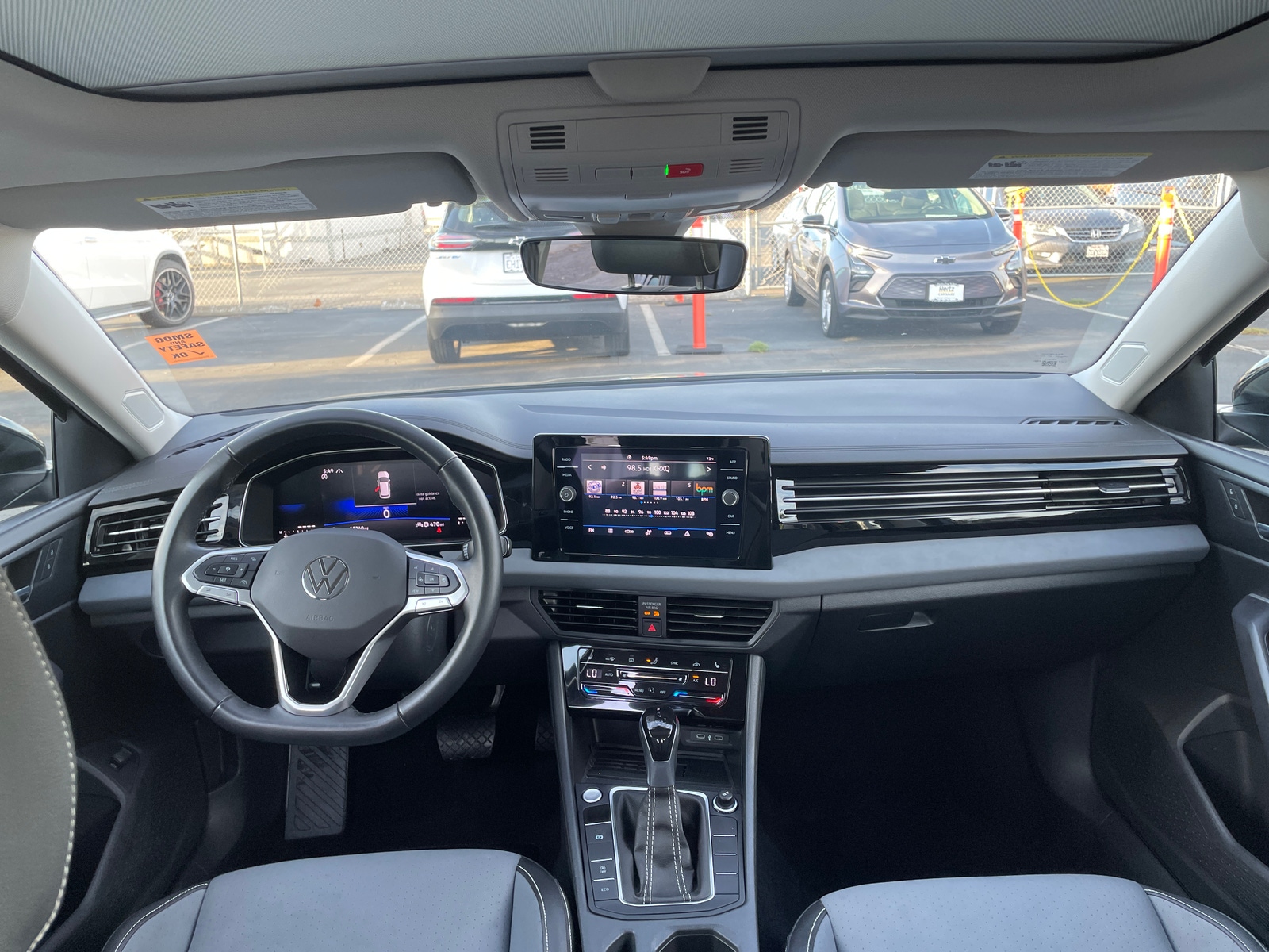 Thumbnail: 2025 Volkswagen Jetta - 3