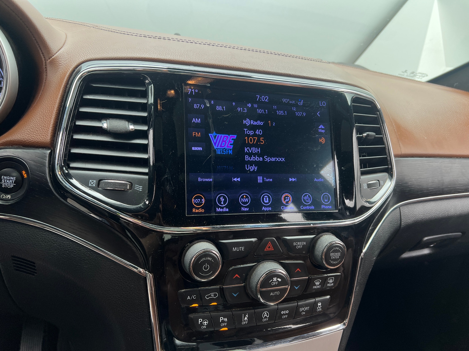 Thumbnail: 2019 Jeep Grand Cherokee - 3