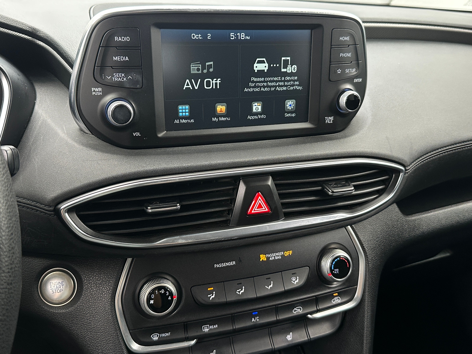 Thumbnail: 2019 Hyundai Santa Fe - 4