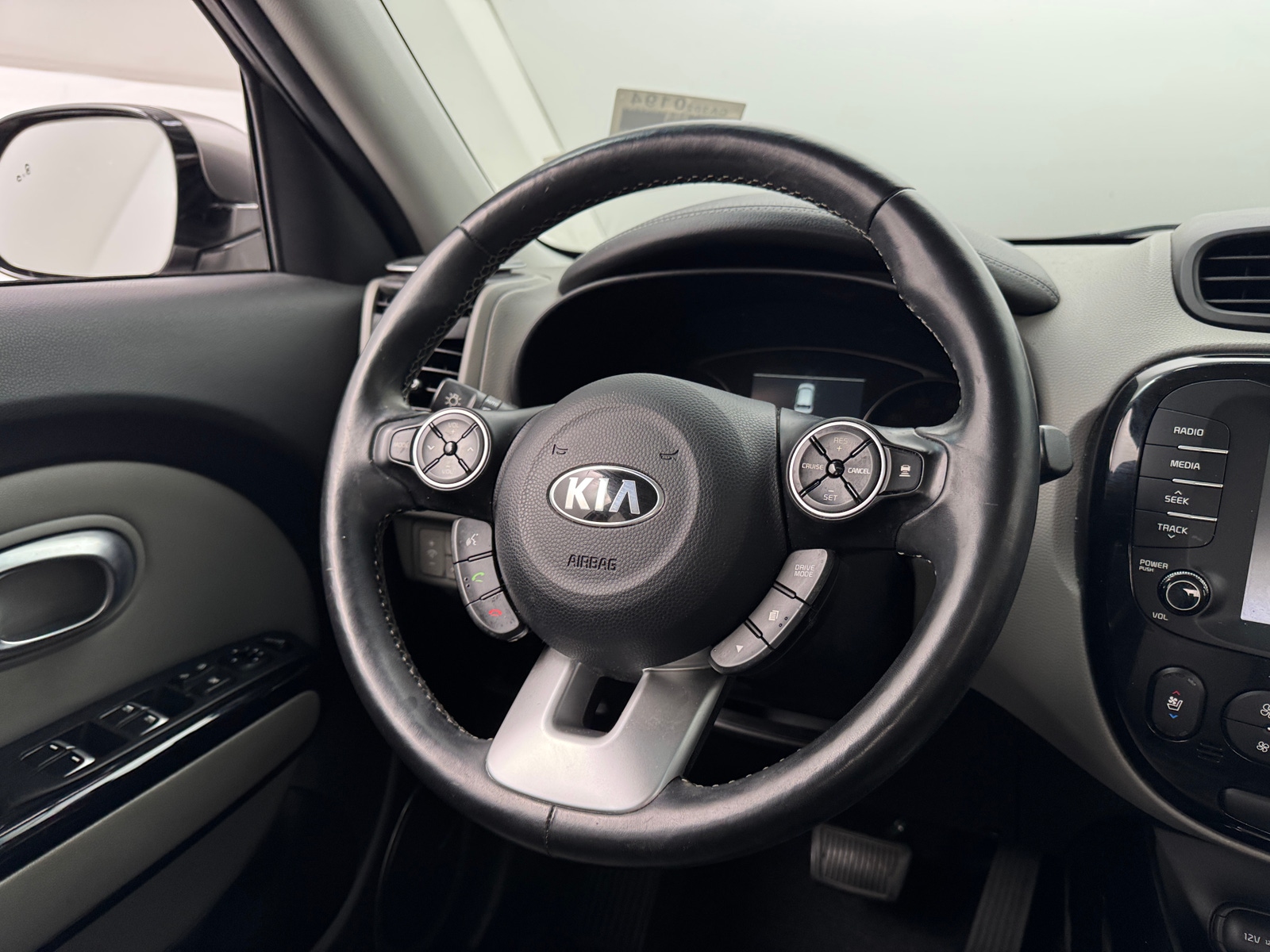 Thumbnail: 2019 Kia Soul - 4
