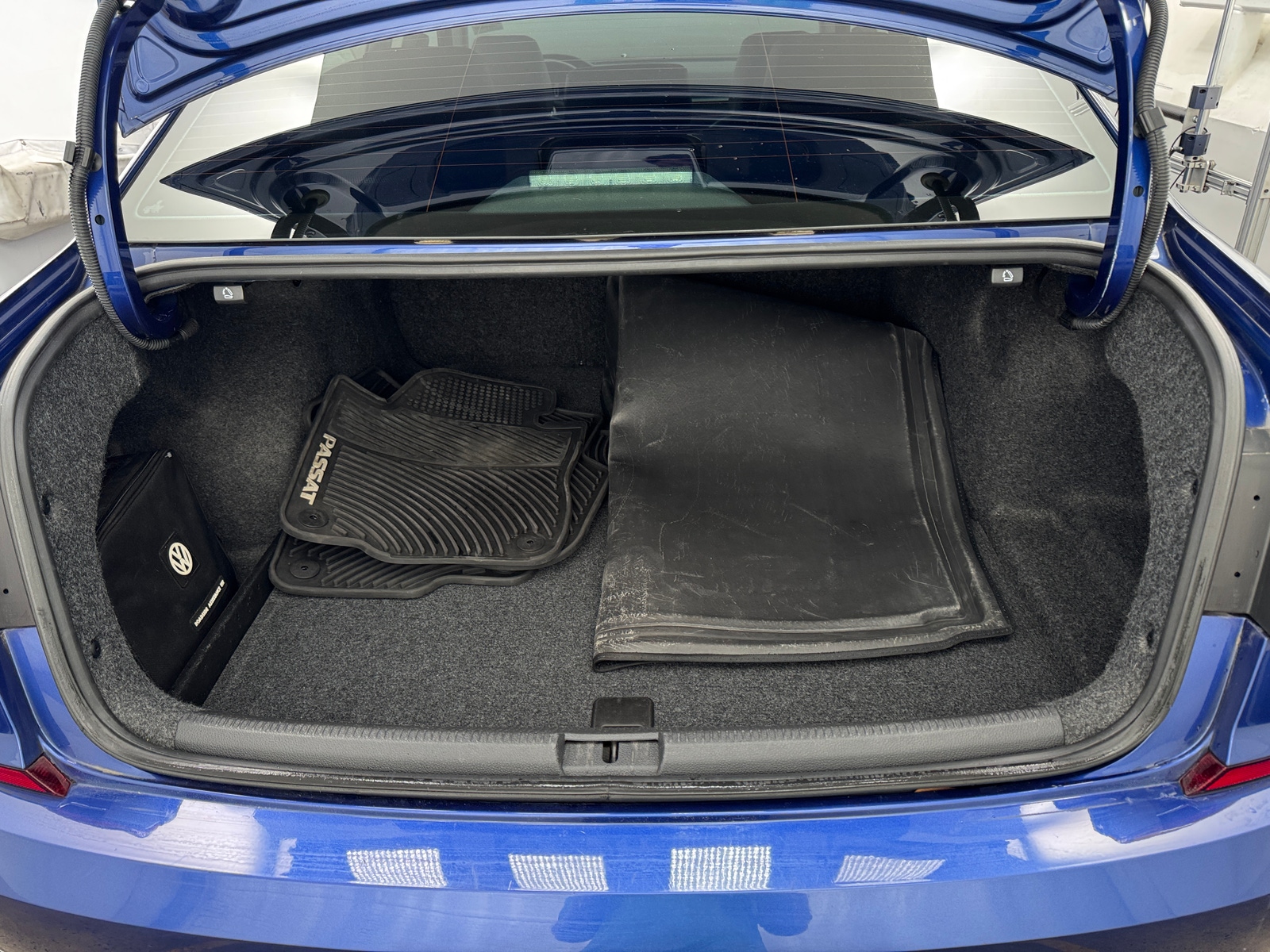 Thumbnail: 2016 Volkswagen Passat - 6