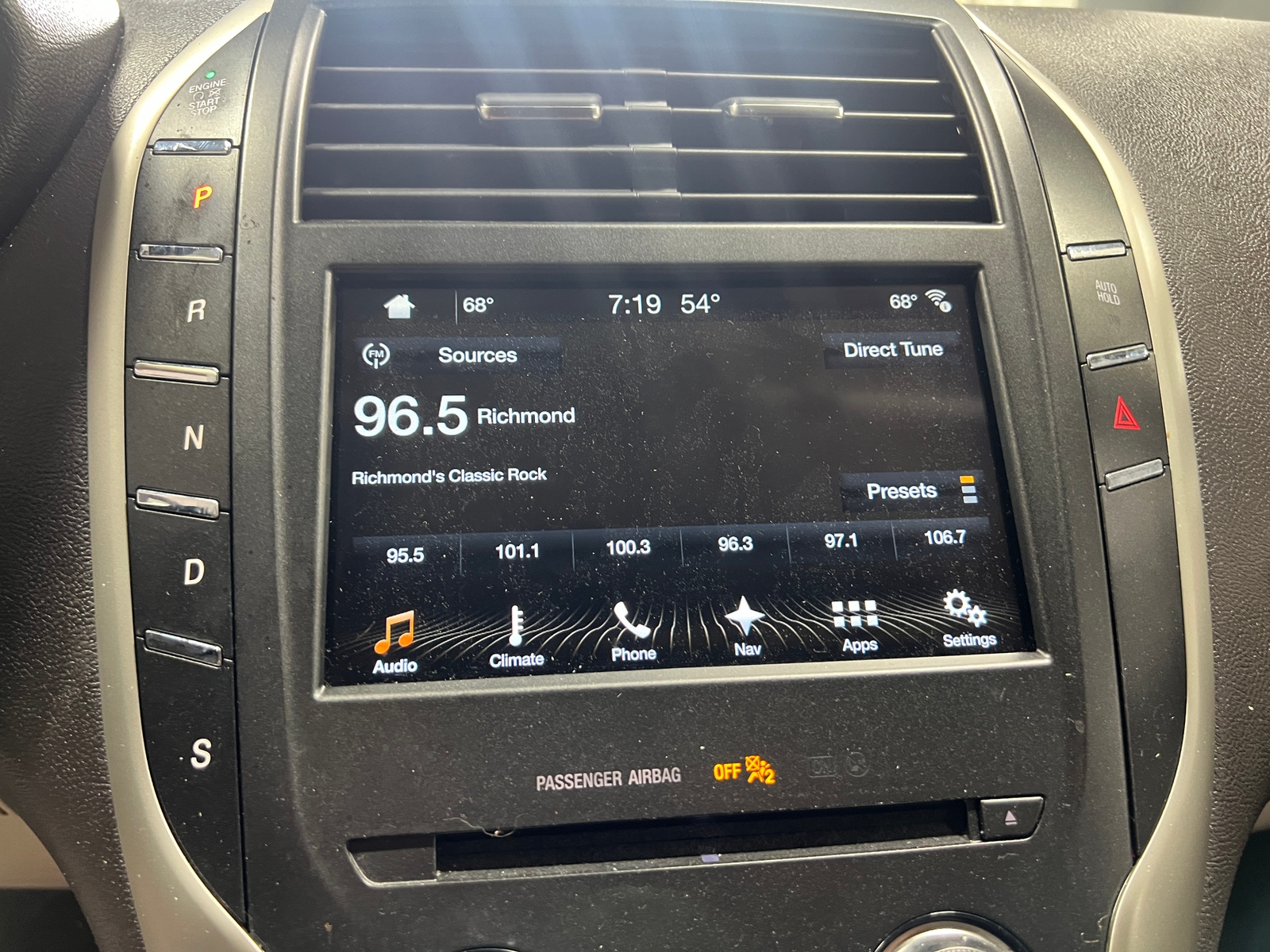 Thumbnail: 2018 Lincoln MKC - 3