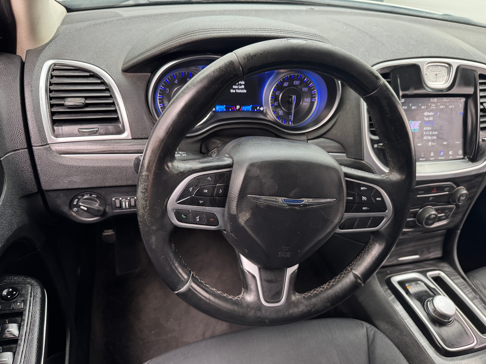 Thumbnail: 2018 Chrysler 300 - 5