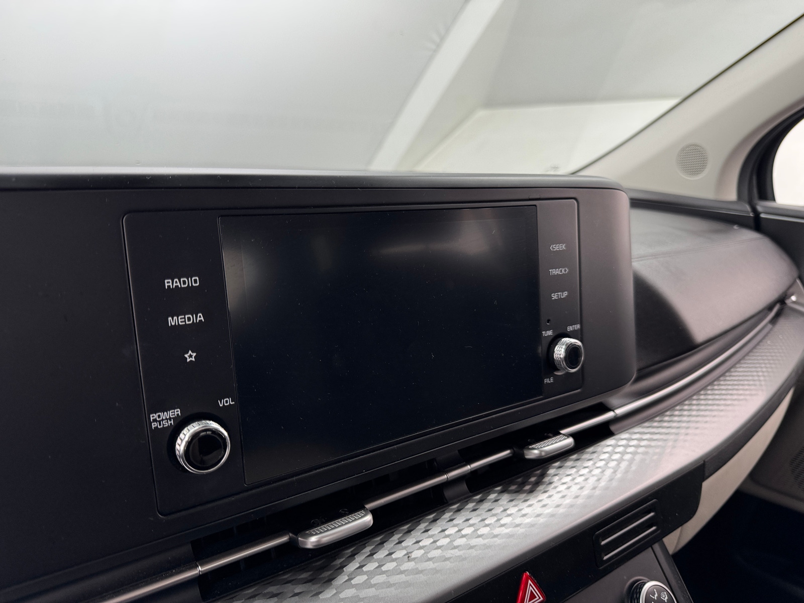 Thumbnail: 2022 Kia Carnival - 4