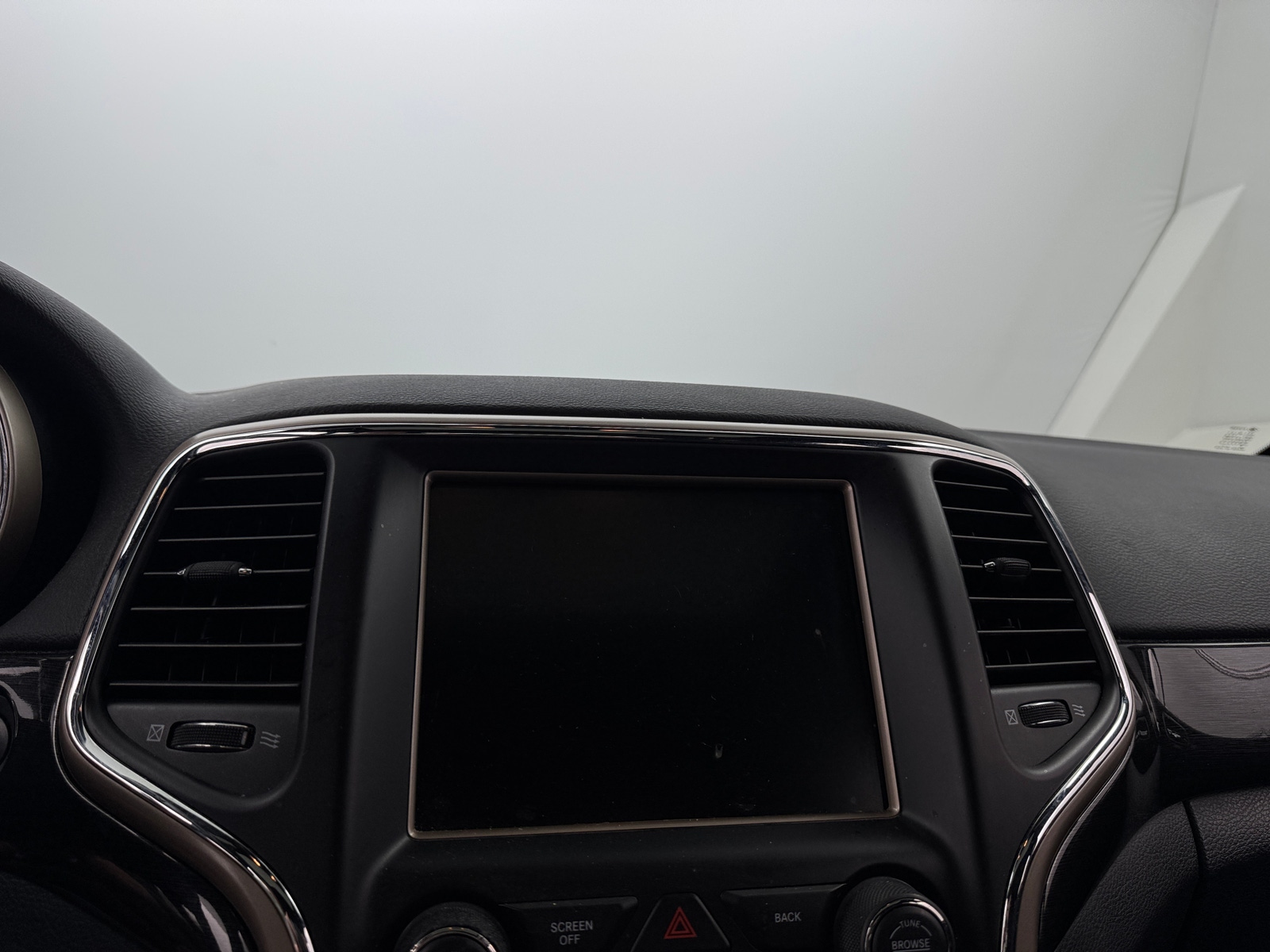 Thumbnail: 2016 Jeep Grand Cherokee - 4