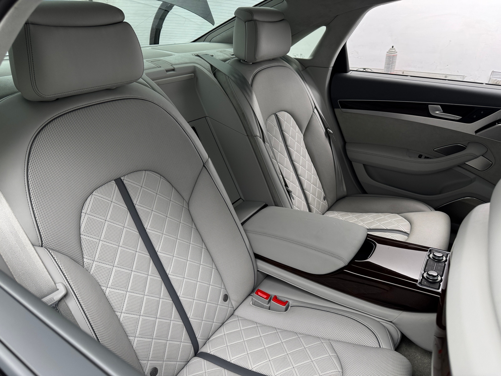 Thumbnail: 2016 Audi S8 - 5