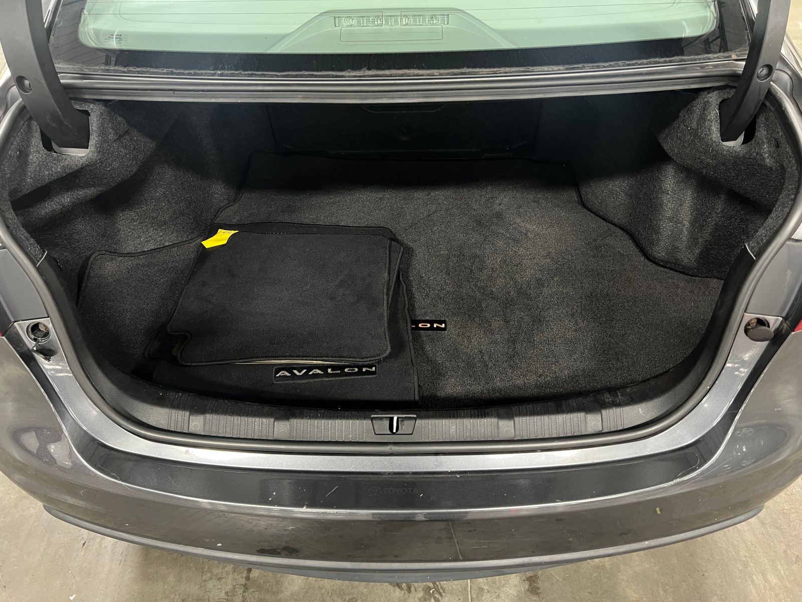Thumbnail: 2013 Toyota Avalon - 7