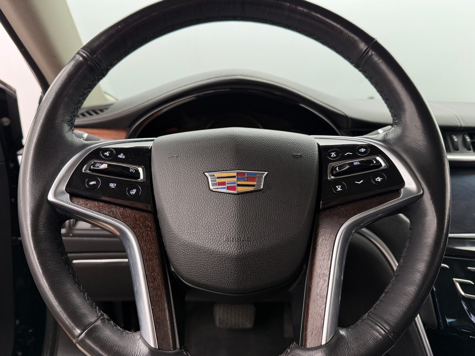 Thumbnail: 2019 Cadillac XTS - 4