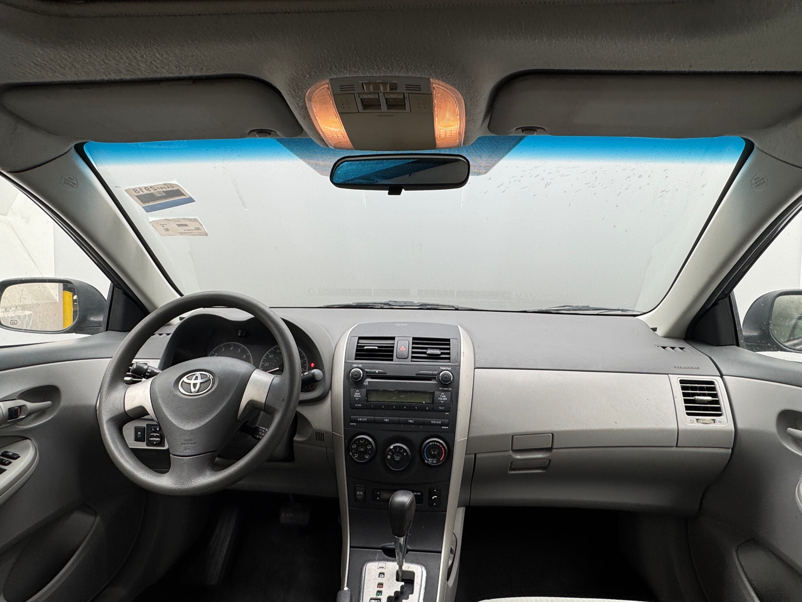 Thumbnail: 2010 Toyota Corolla - 3