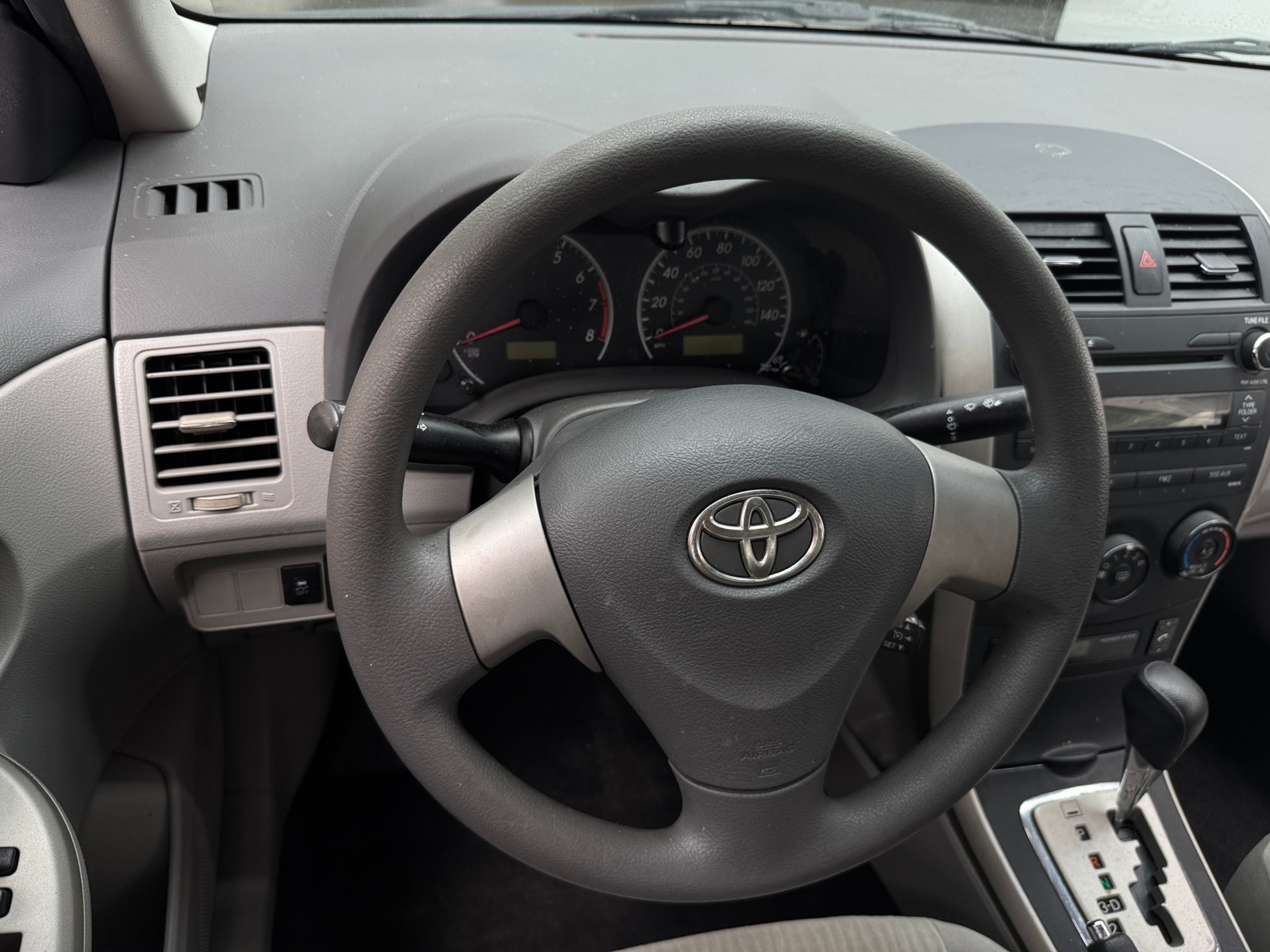 Thumbnail: 2010 Toyota Corolla - 5