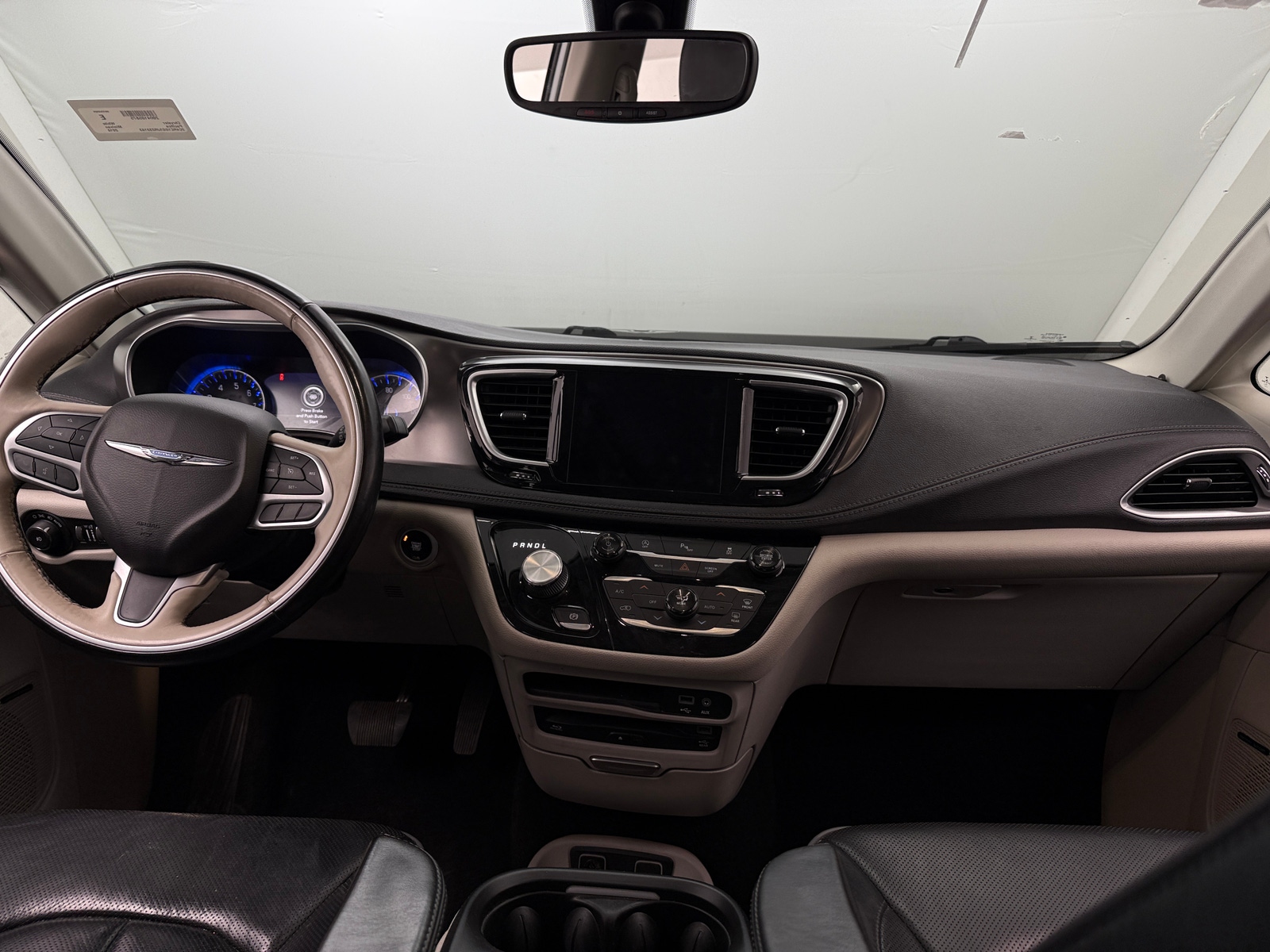 Thumbnail: 2018 Chrysler Pacifica - 2