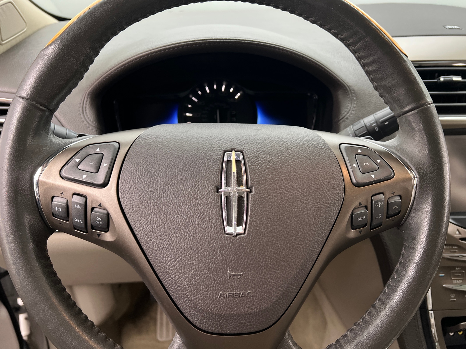 Thumbnail: 2013 Lincoln MKX - 4