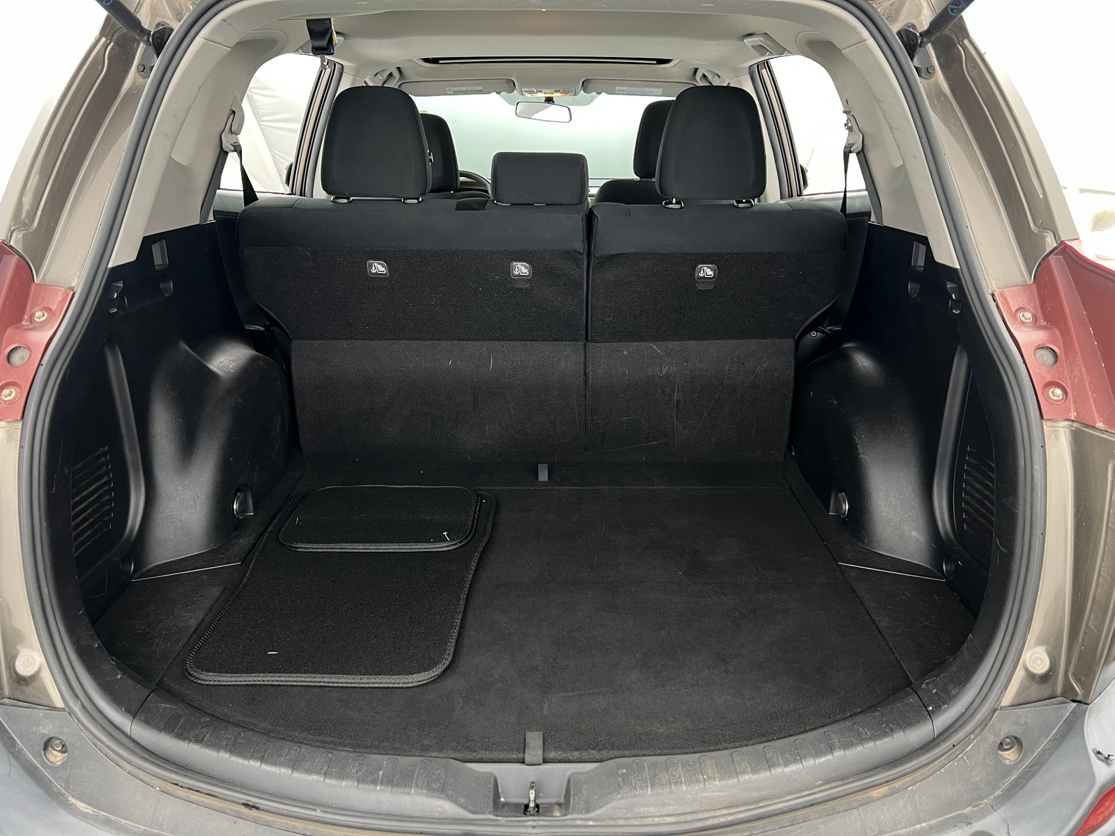 Thumbnail: 2013 Toyota RAV4 - 7