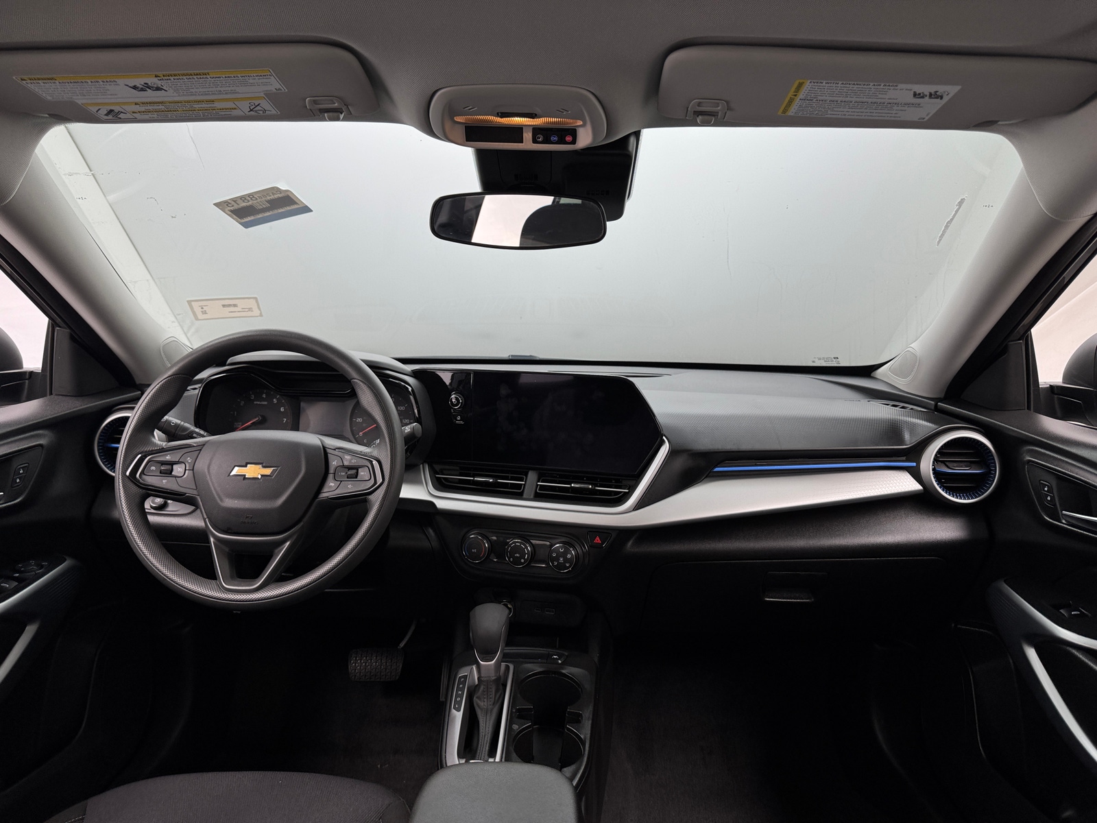 Thumbnail: 2025 Chevrolet Trax - 3