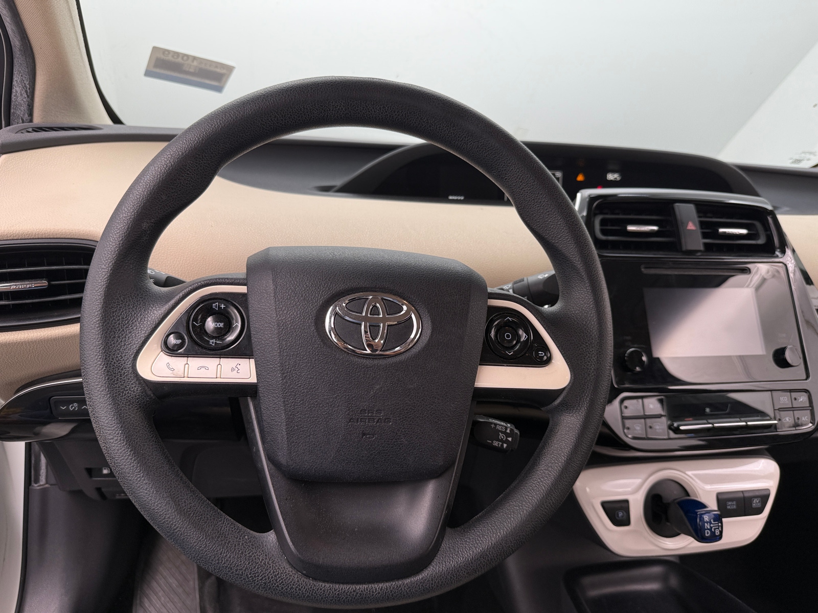 Thumbnail: 2016 Toyota Prius - 5