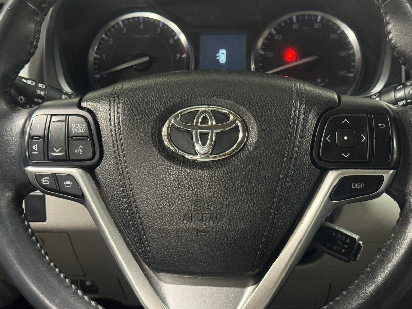 Thumbnail: 2016 Toyota Highlander - 5
