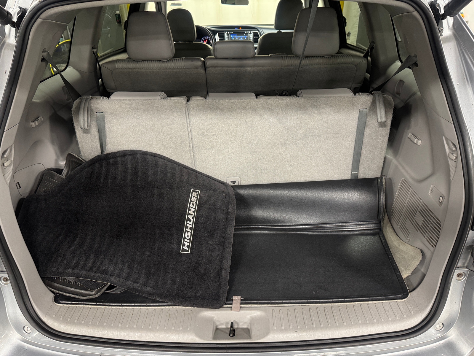 Thumbnail: 2016 Toyota Highlander - 7