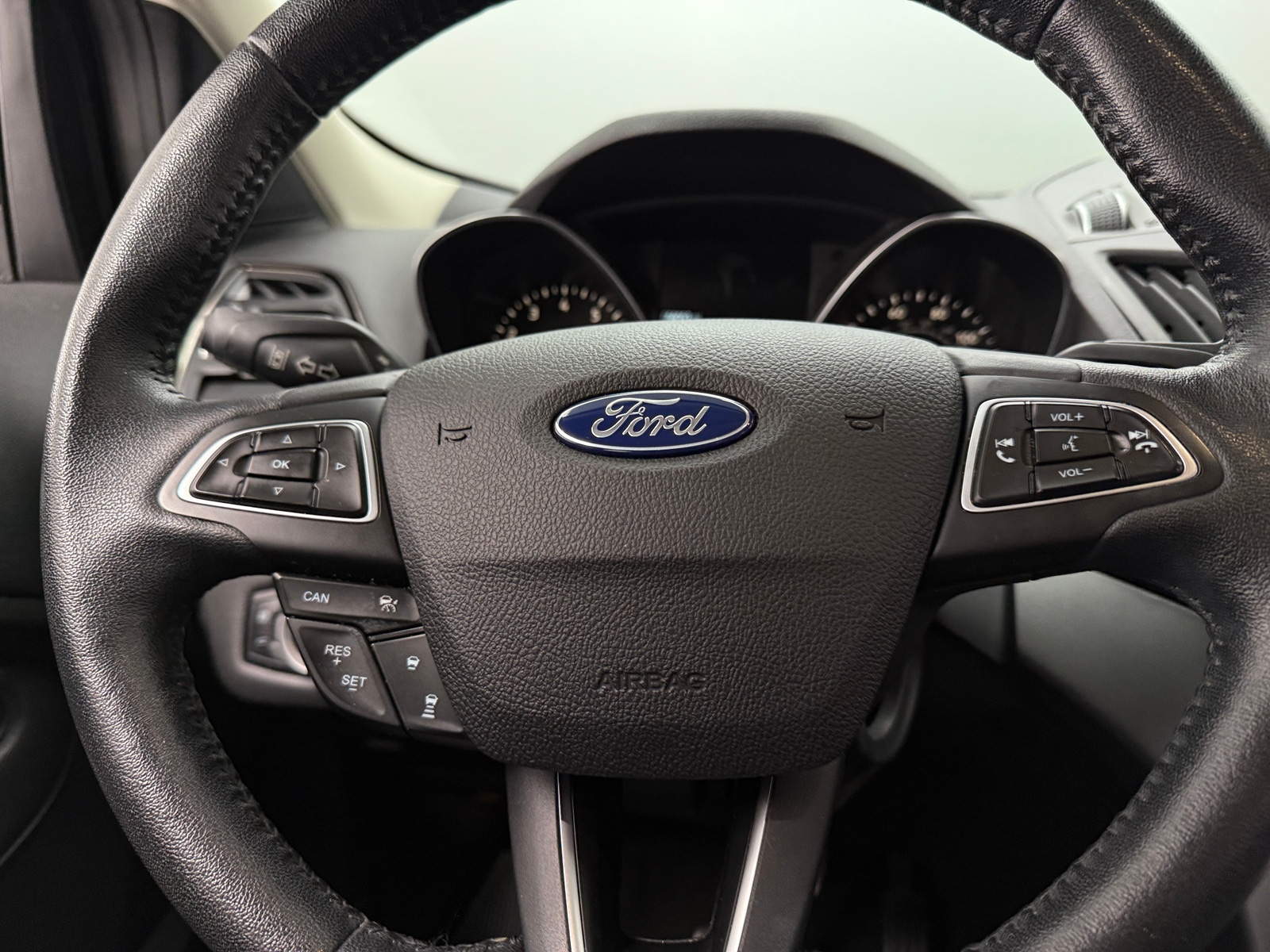 Thumbnail: 2018 Ford Escape - 4