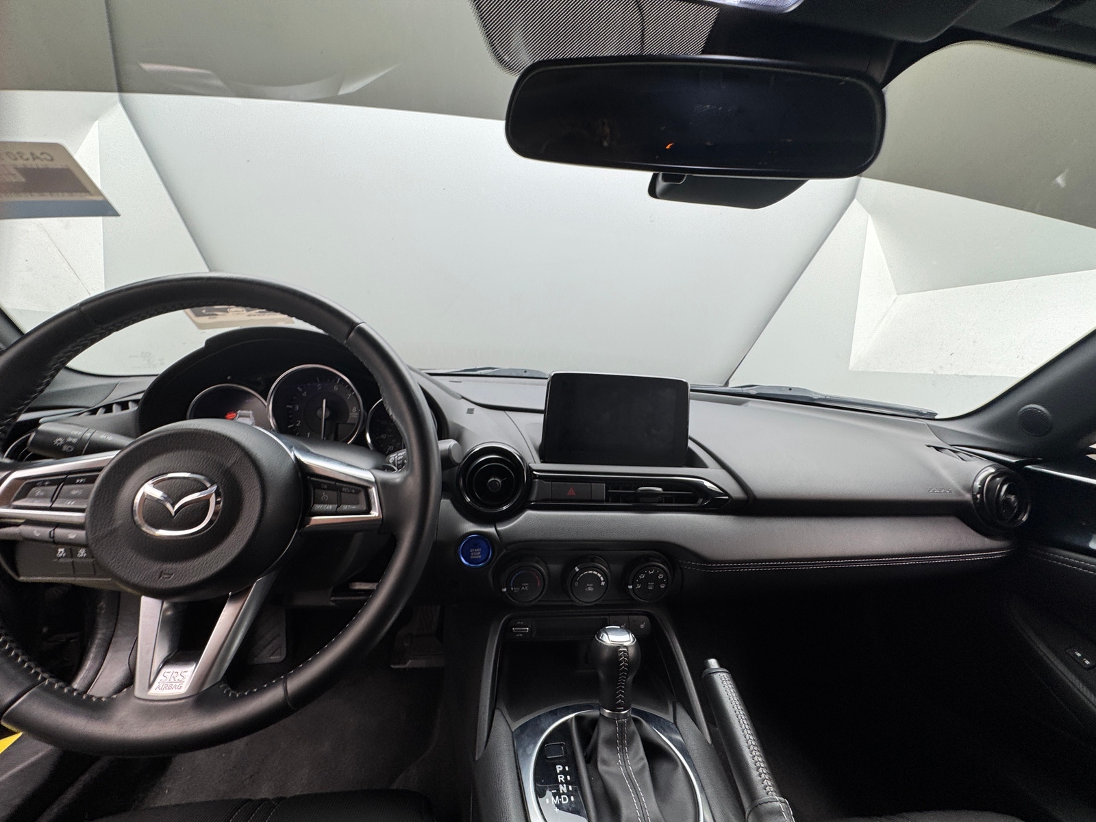 Thumbnail: 2020 Mazda MX-5 Miata - 3