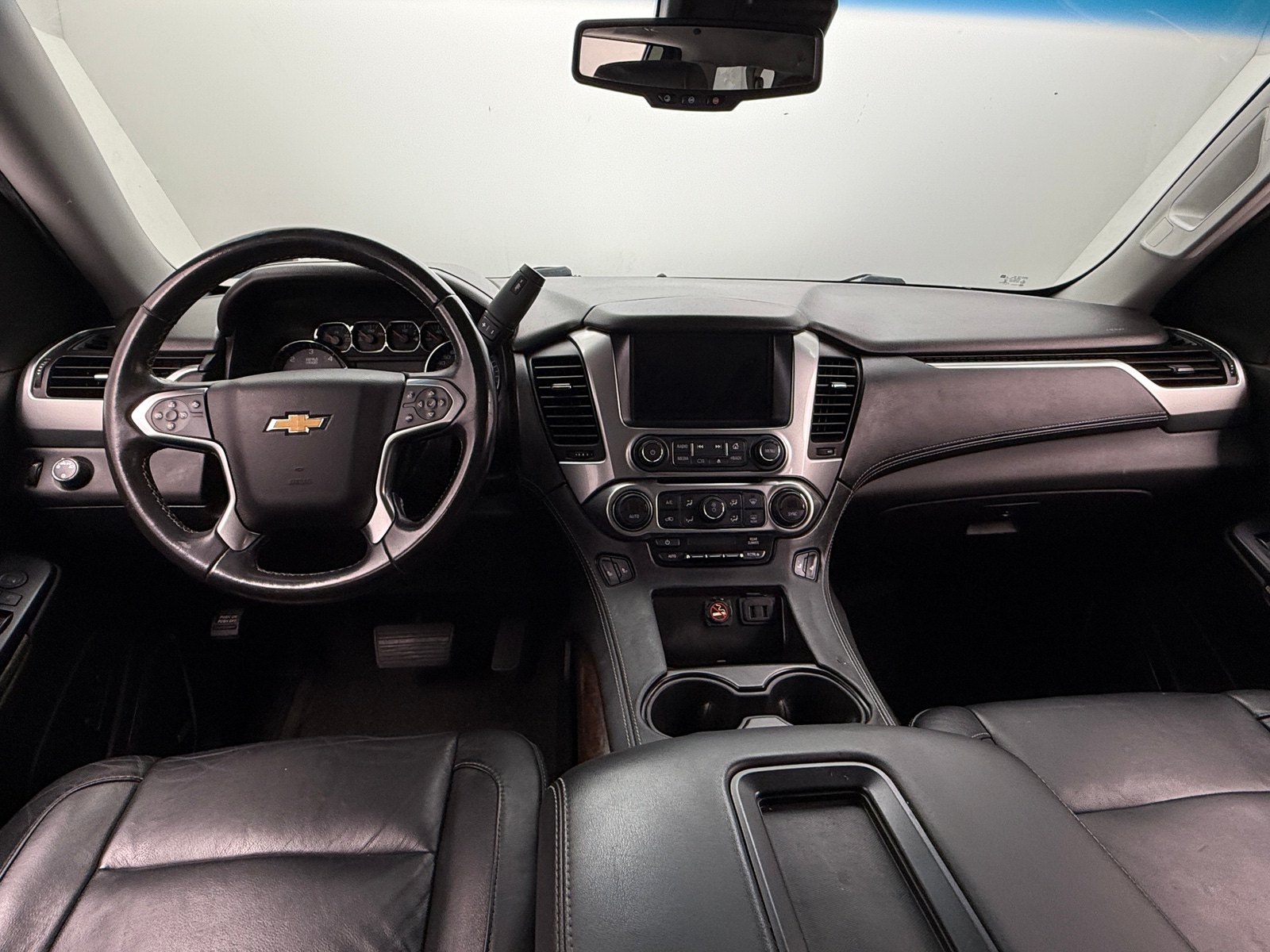 Thumbnail: 2018 Chevrolet Suburban - 2
