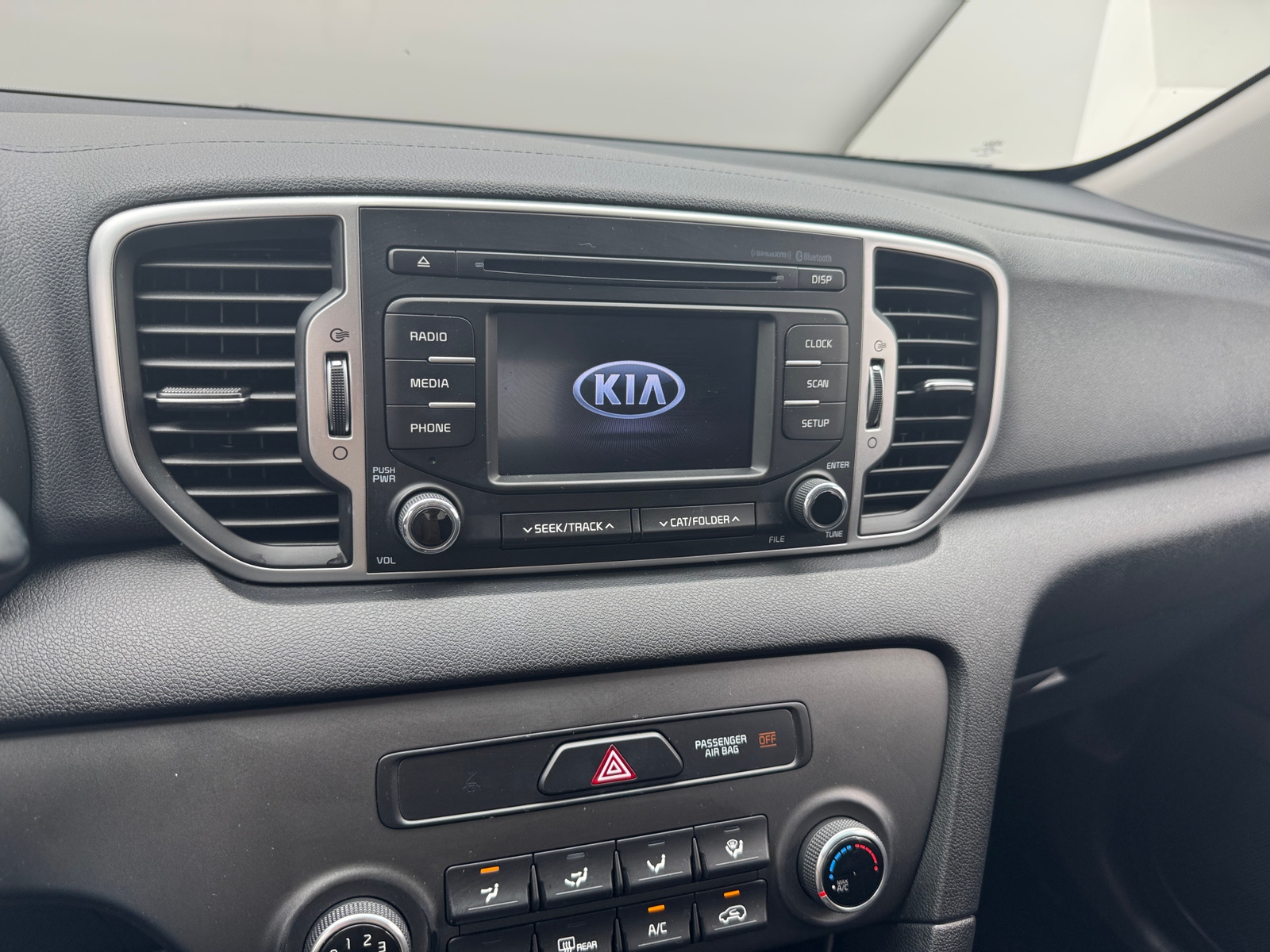 Thumbnail: 2019 Kia Sportage - 4