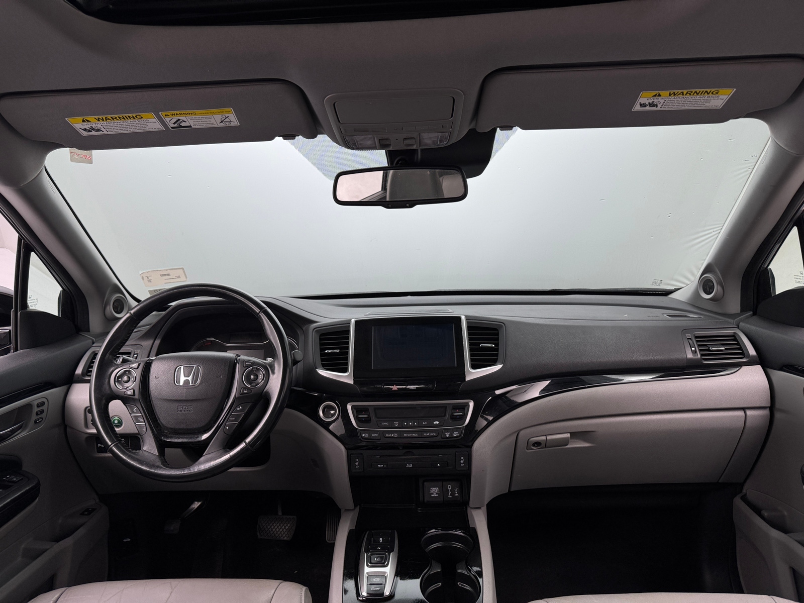 Thumbnail: 2017 Honda Pilot - 2