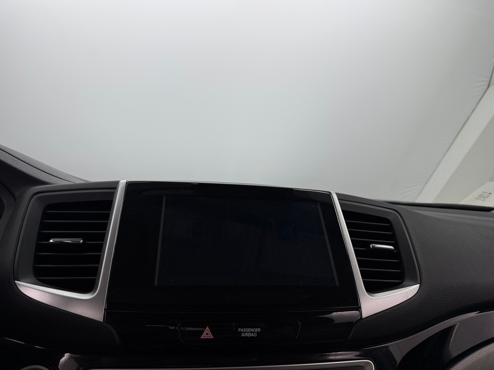 Thumbnail: 2017 Honda Pilot - 3