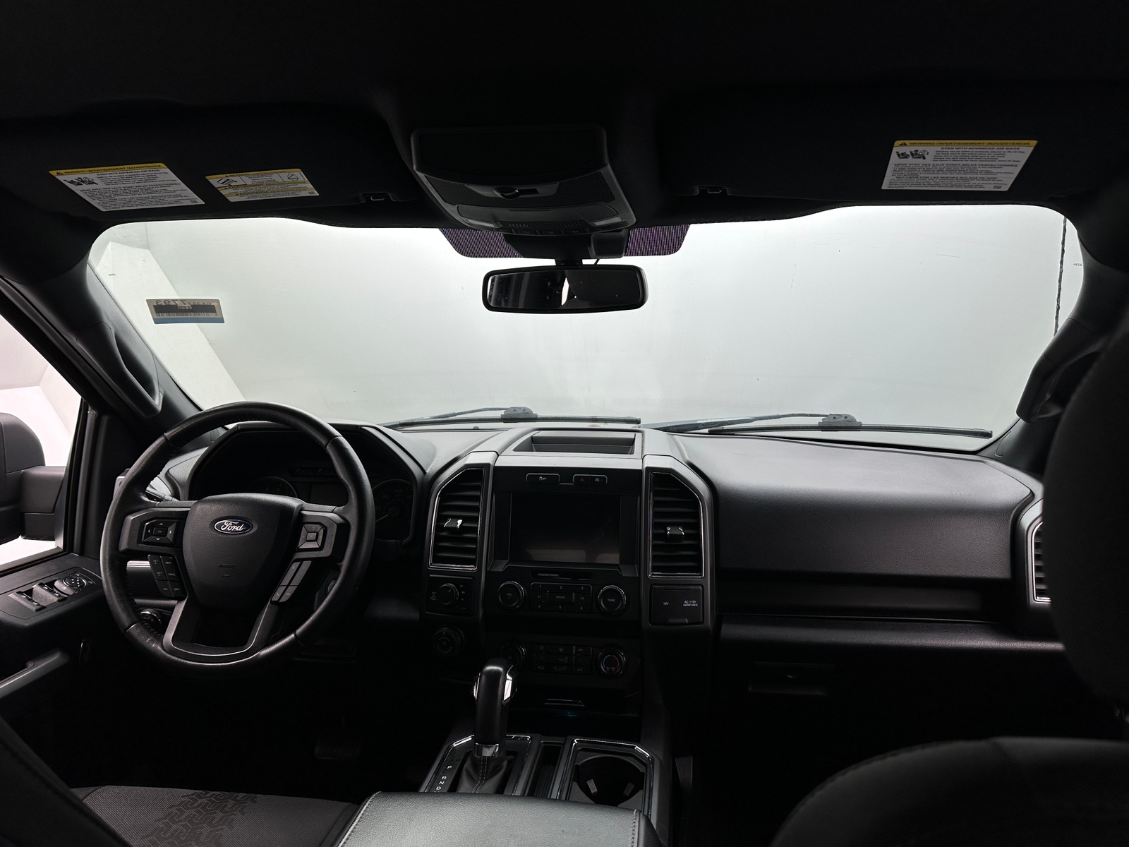 Thumbnail: 2019 Ford Econoline - 3