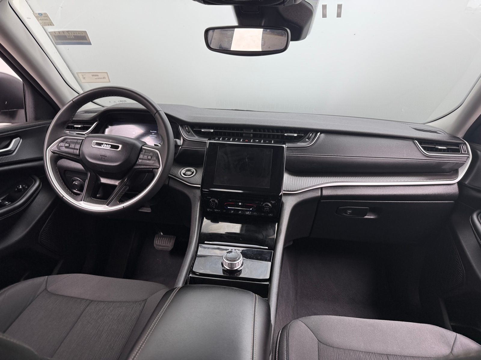 Thumbnail: 2023 Jeep Grand Cherokee L - 3