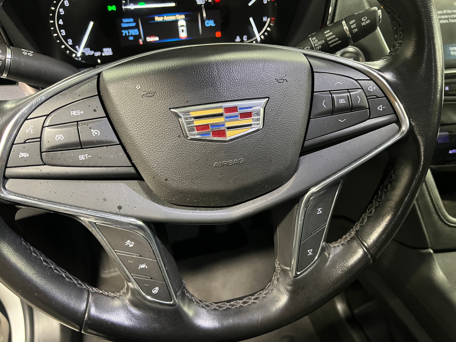 Thumbnail: 2018 Cadillac XT5 - 4