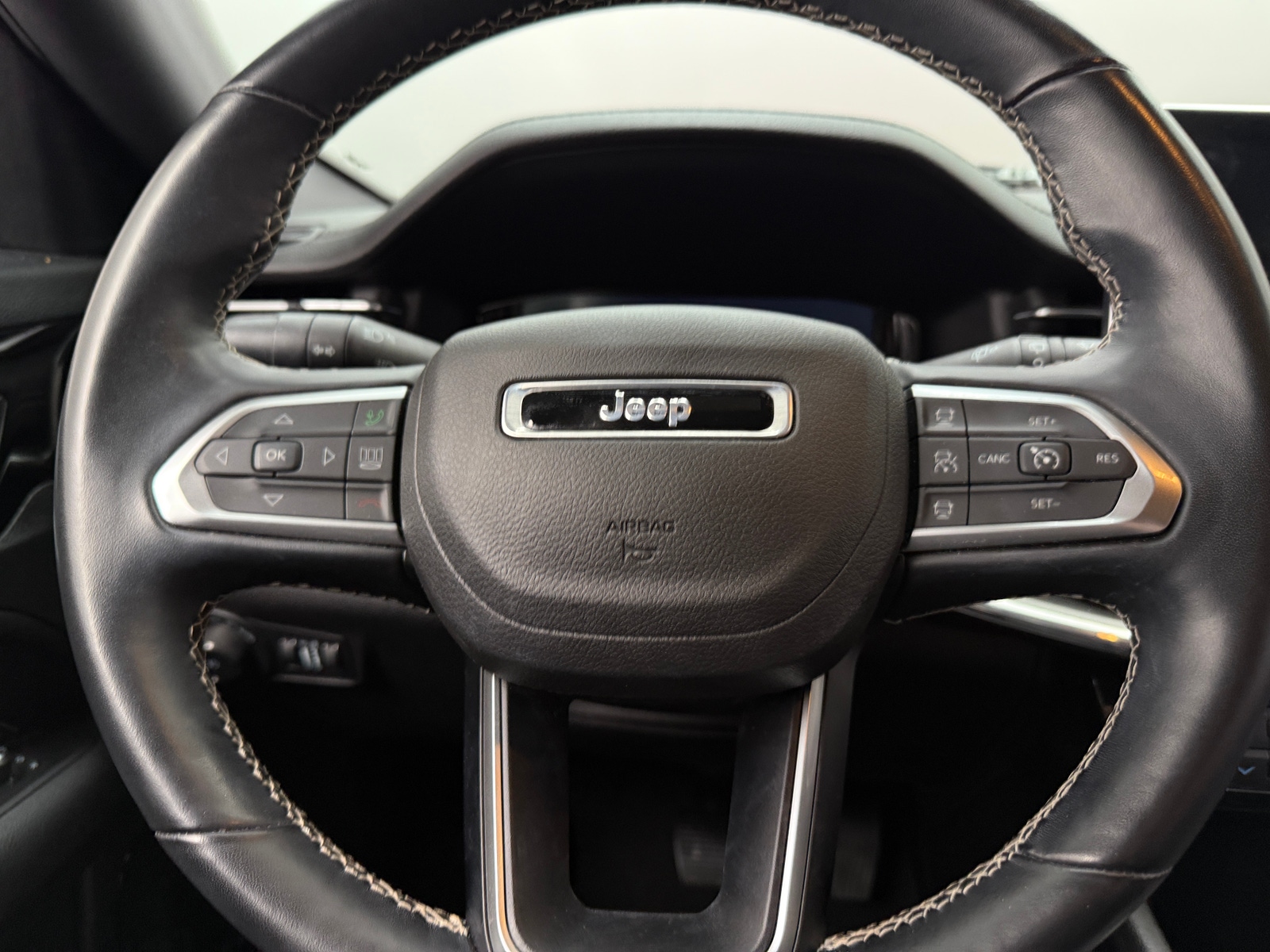 Thumbnail: 2022 Jeep Compass - 4