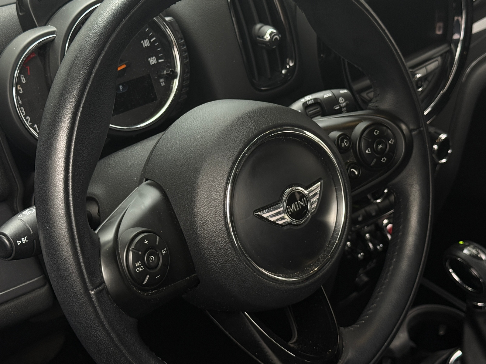 Thumbnail: 2017 MINI Cooper Countryman - 4