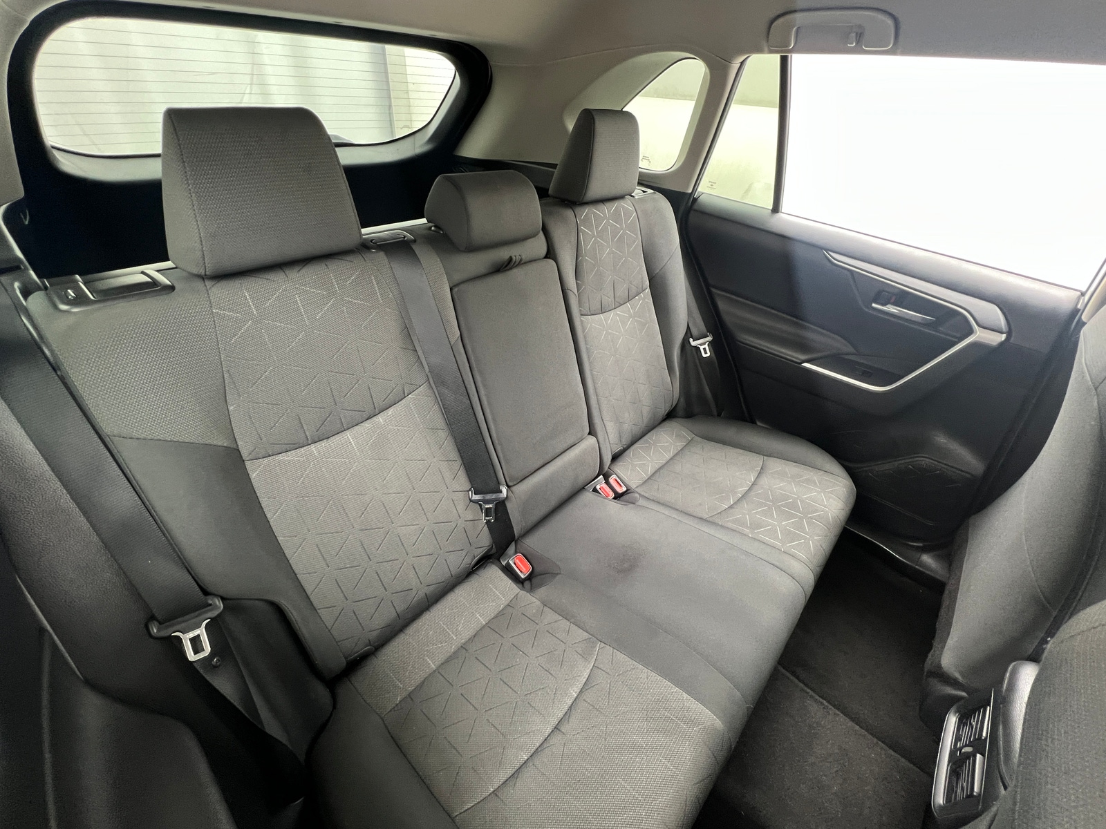 Thumbnail: 2020 Toyota RAV4 - 6