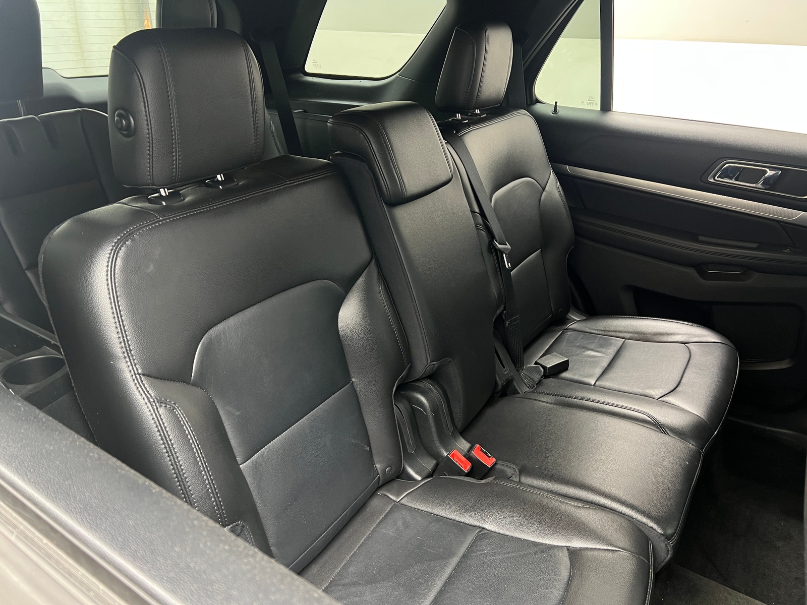 Thumbnail: 2018 Ford Explorer - 6