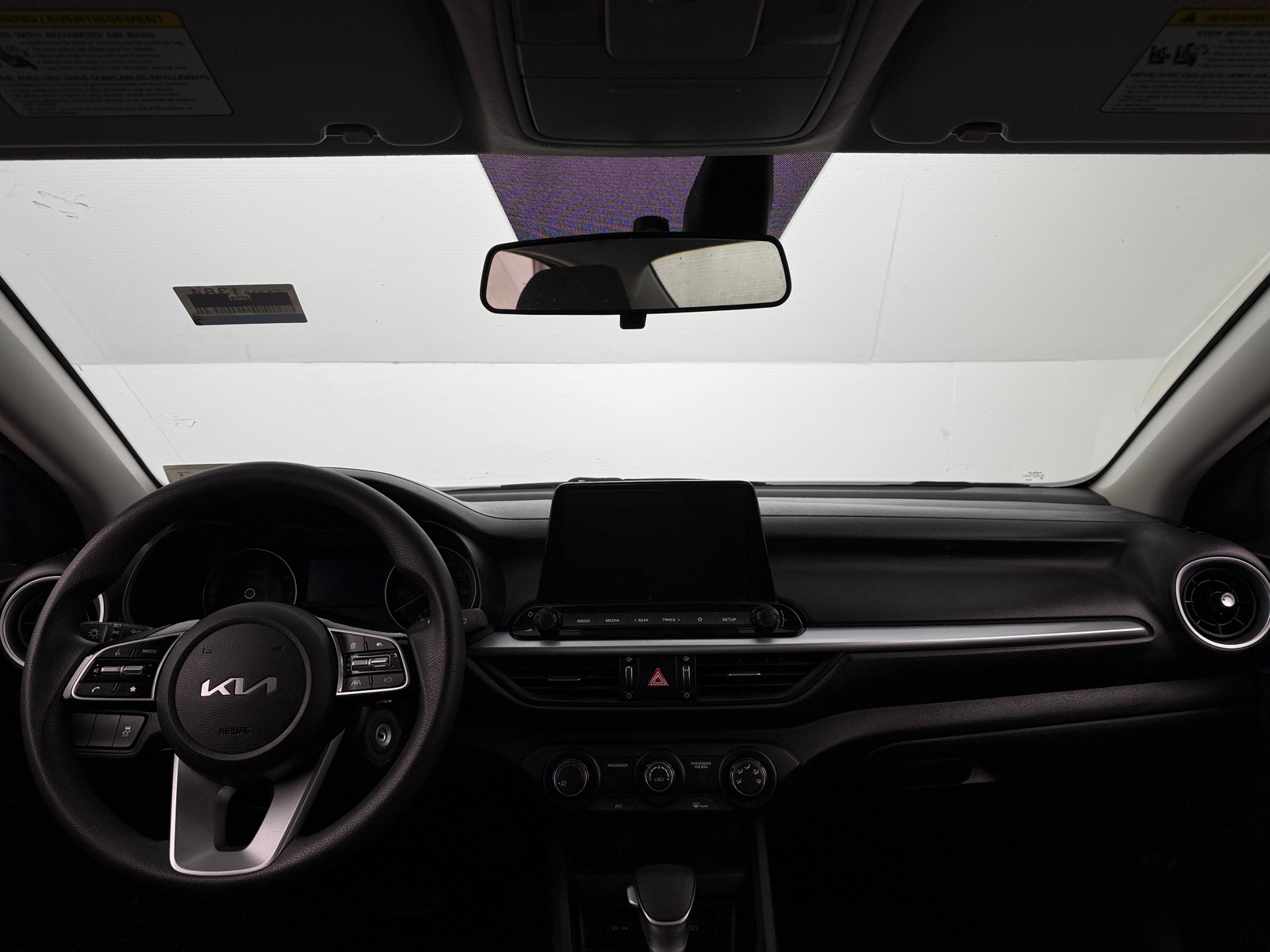 Thumbnail: 2024 Kia Forte - 3