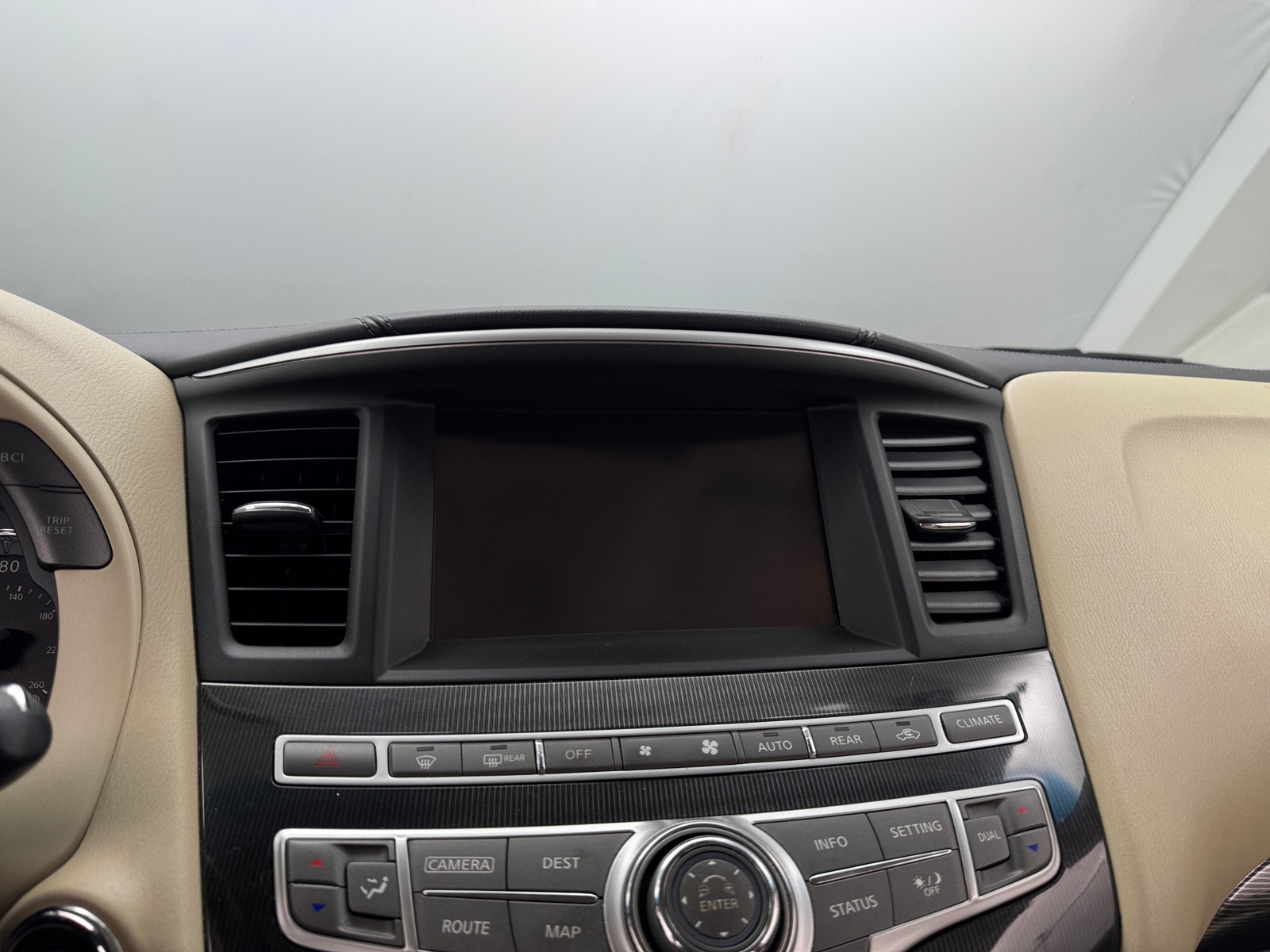 Thumbnail: 2016 INFINITI QX60 - 3