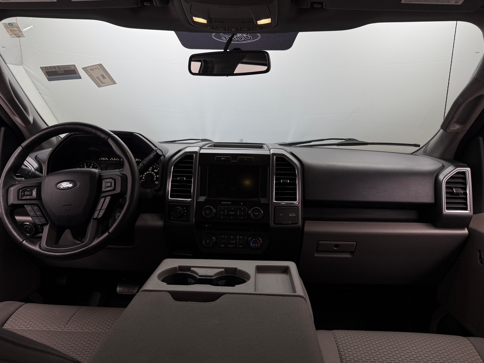 Thumbnail: 2015 Ford Econoline - 3