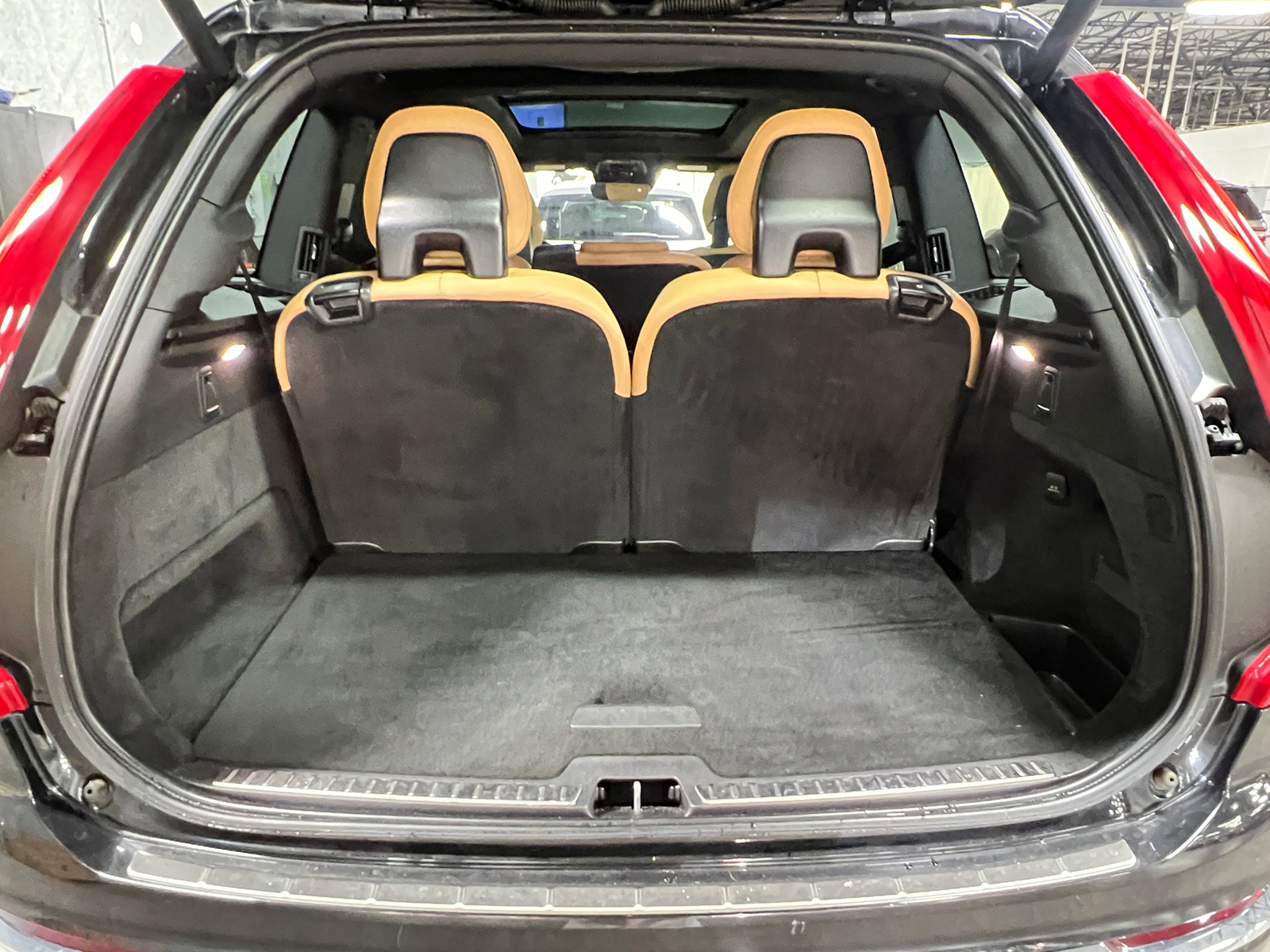 Thumbnail: 2021 Volvo XC90 - 6